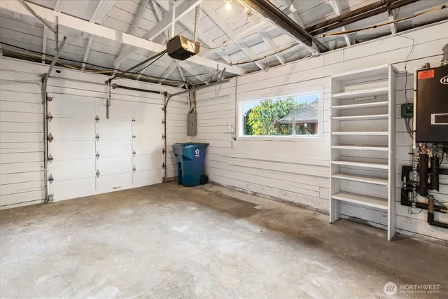 $898,000 | 8611 Holly Lane, Edmonds, WA 98026