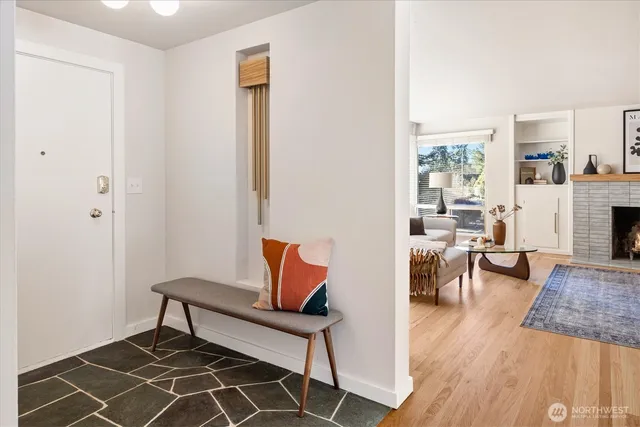 $898,000 | 8611 Holly Lane, Edmonds, WA 98026