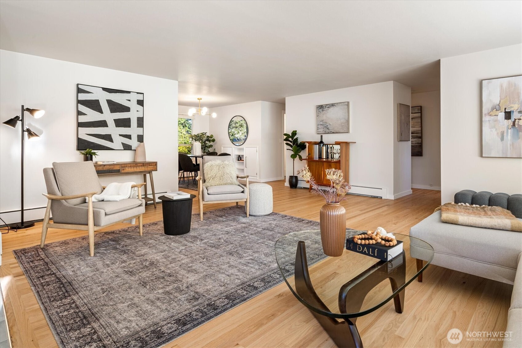 8611 Holly Lane Edmonds, WA 98026 - Photo 10 of 38