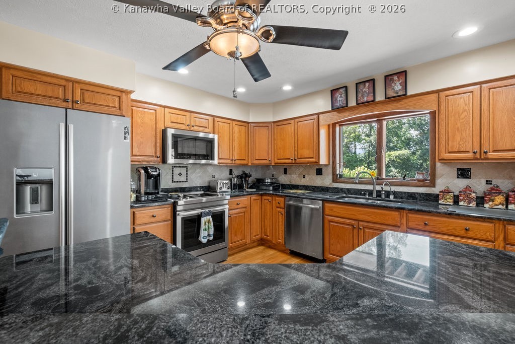 2067 Smith Road Charleston, WV 25314 - Photo 19 of 43 Gallery Image 19