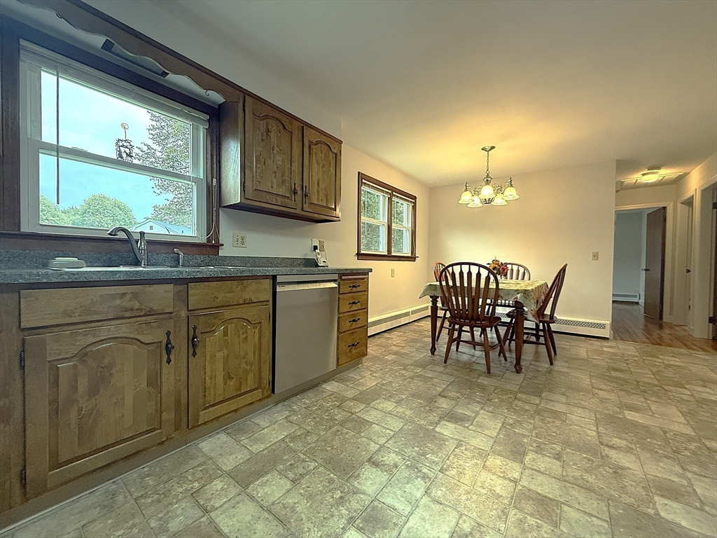 34 Gates Road Shrewsbury, MA 01545 - Photo 16 of 40 Gallery Image 16