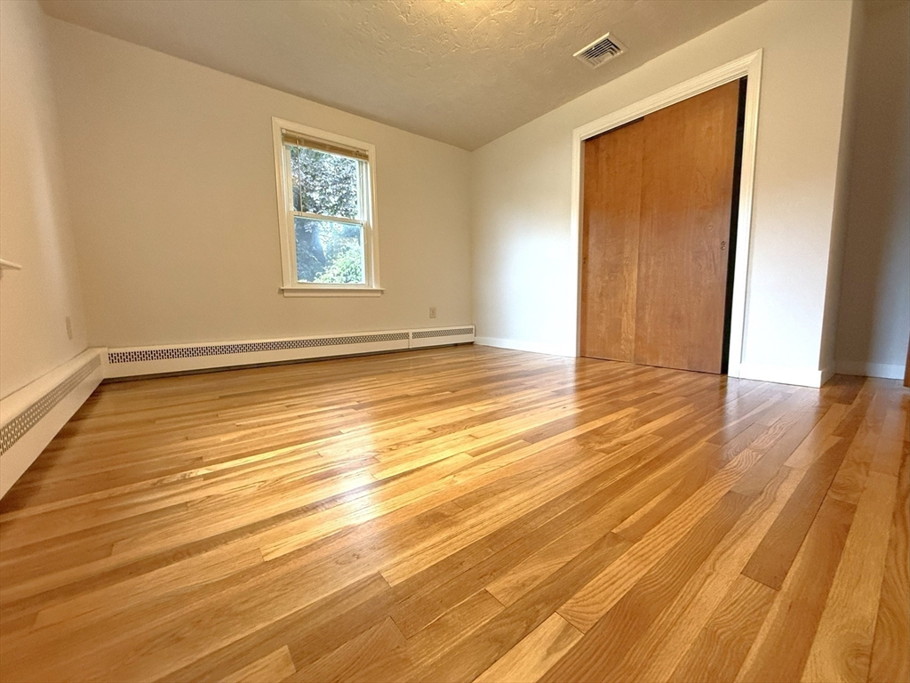 34 Gates Road Shrewsbury, MA 01545 - Photo 24 of 40 Gallery Image 24