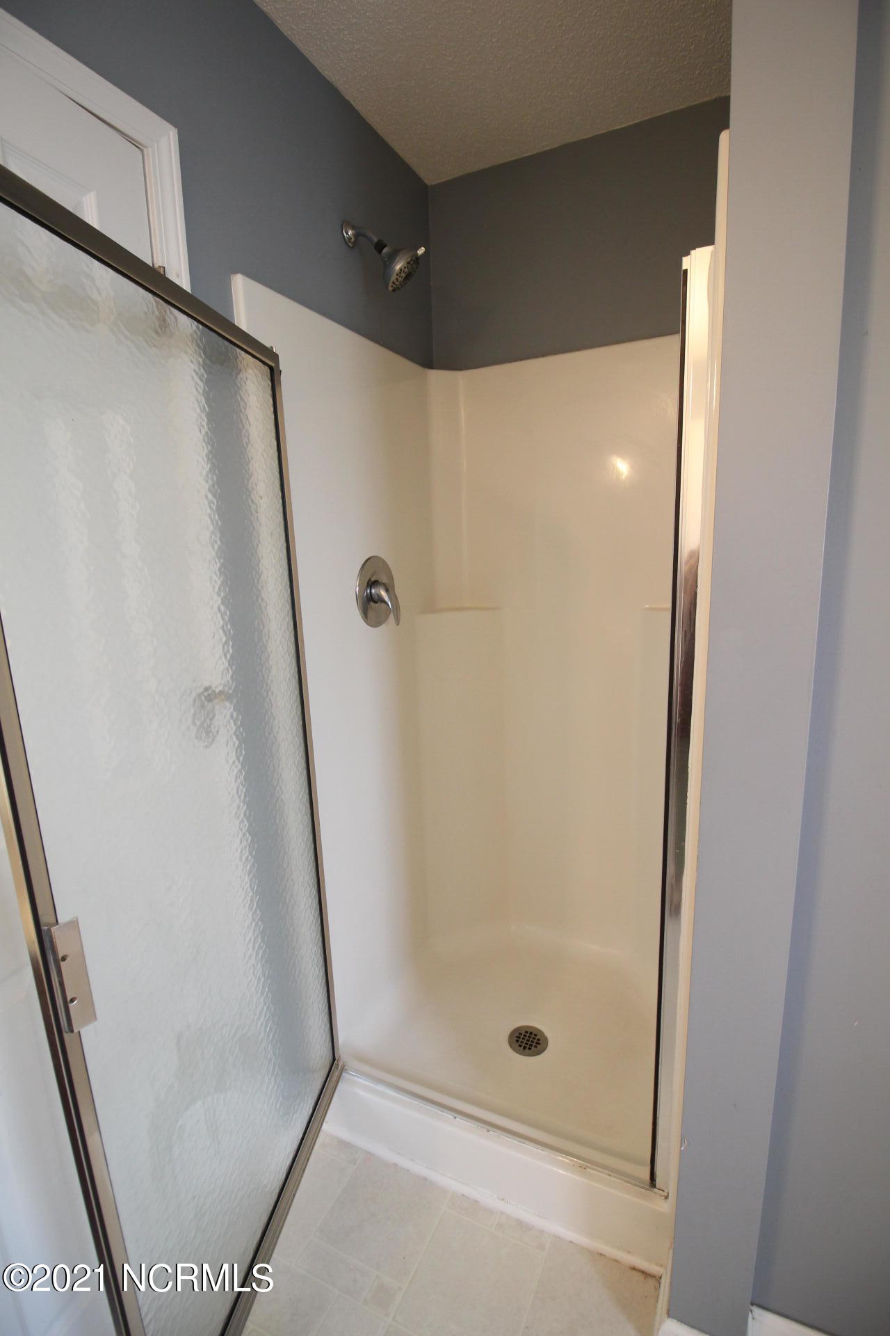 480 Godette School Road Havelock, NC 28532 - Photo 28 of 50 Master bath - Walk in shower