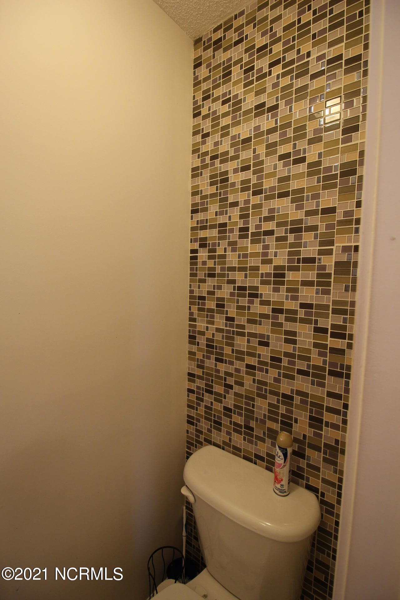 480 Godette School Road Havelock, NC 28532 - Photo 29 of 50 Master Bath - Water closet