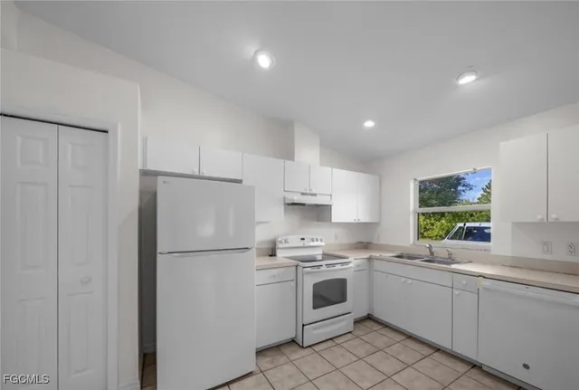 $1,500 | 1241 Bacon Avenue, Fort Myers, FL 33913