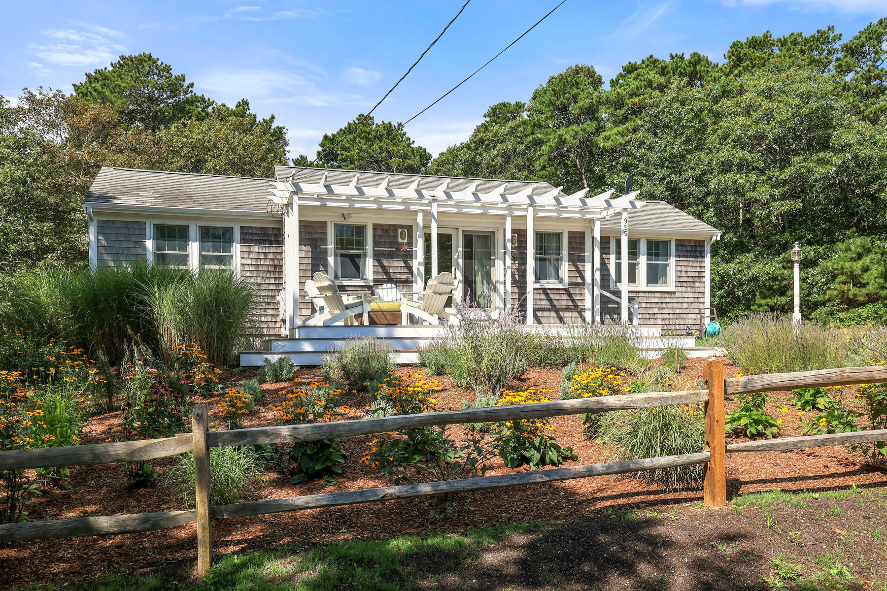 925 Cable Road Eastham, MA 02642 - Photo 4 of 40 598A7637