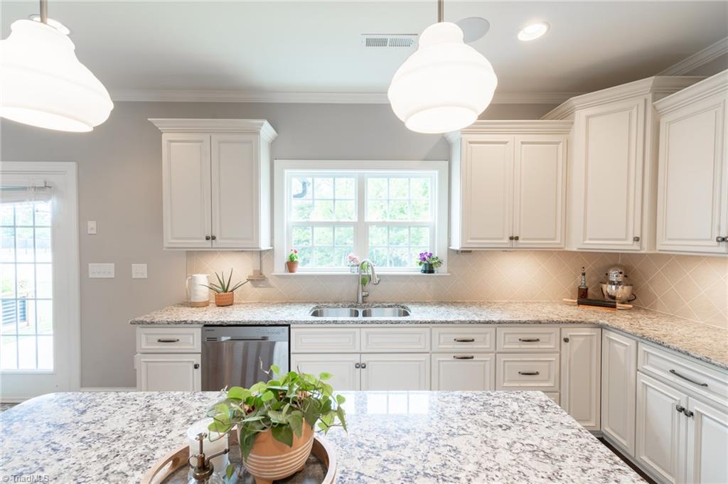 1291 South Union Grove Road Lexington, NC 27295 - Photo 11 of 48 Gallery Image 11