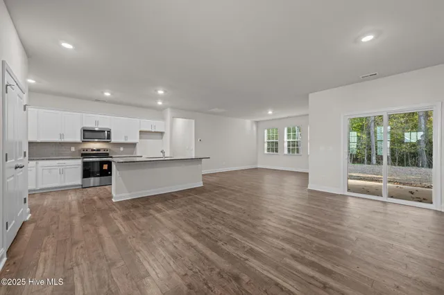 $330,830 | 233 Lake Tyler Drive, New Bern, NC 28560