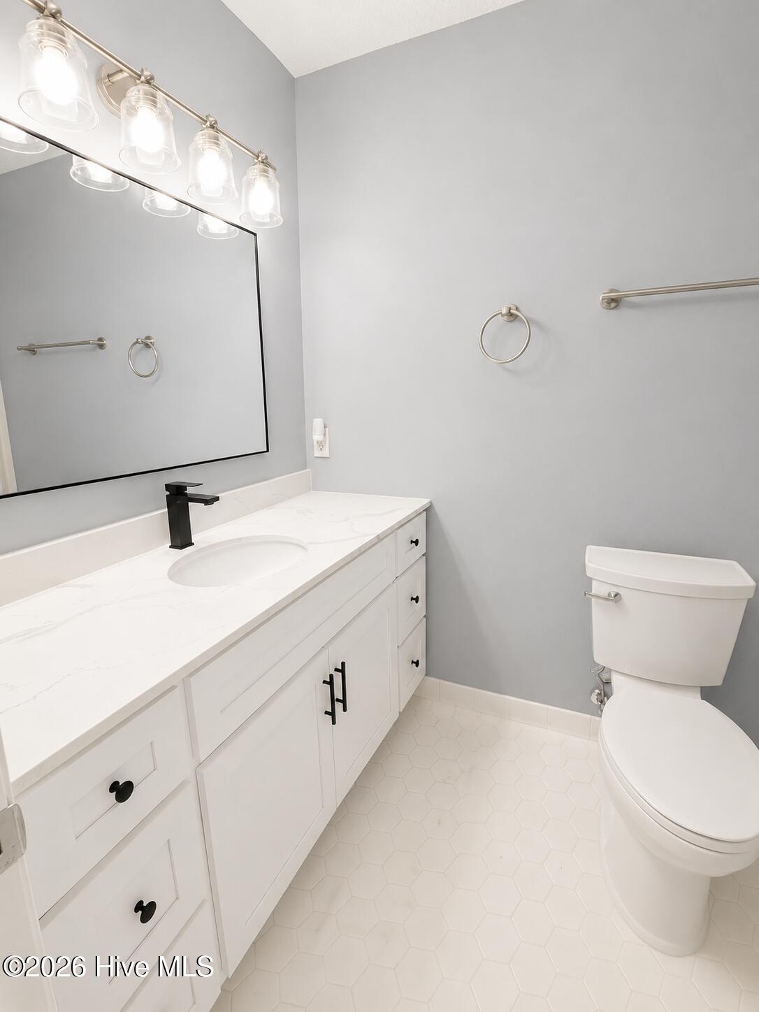 2015 Quail Ridge Road, Unit F Greenville, NC 27858 - Photo 13 of 21 7807C268-18BB-4A57-860E-0186FB4082A8