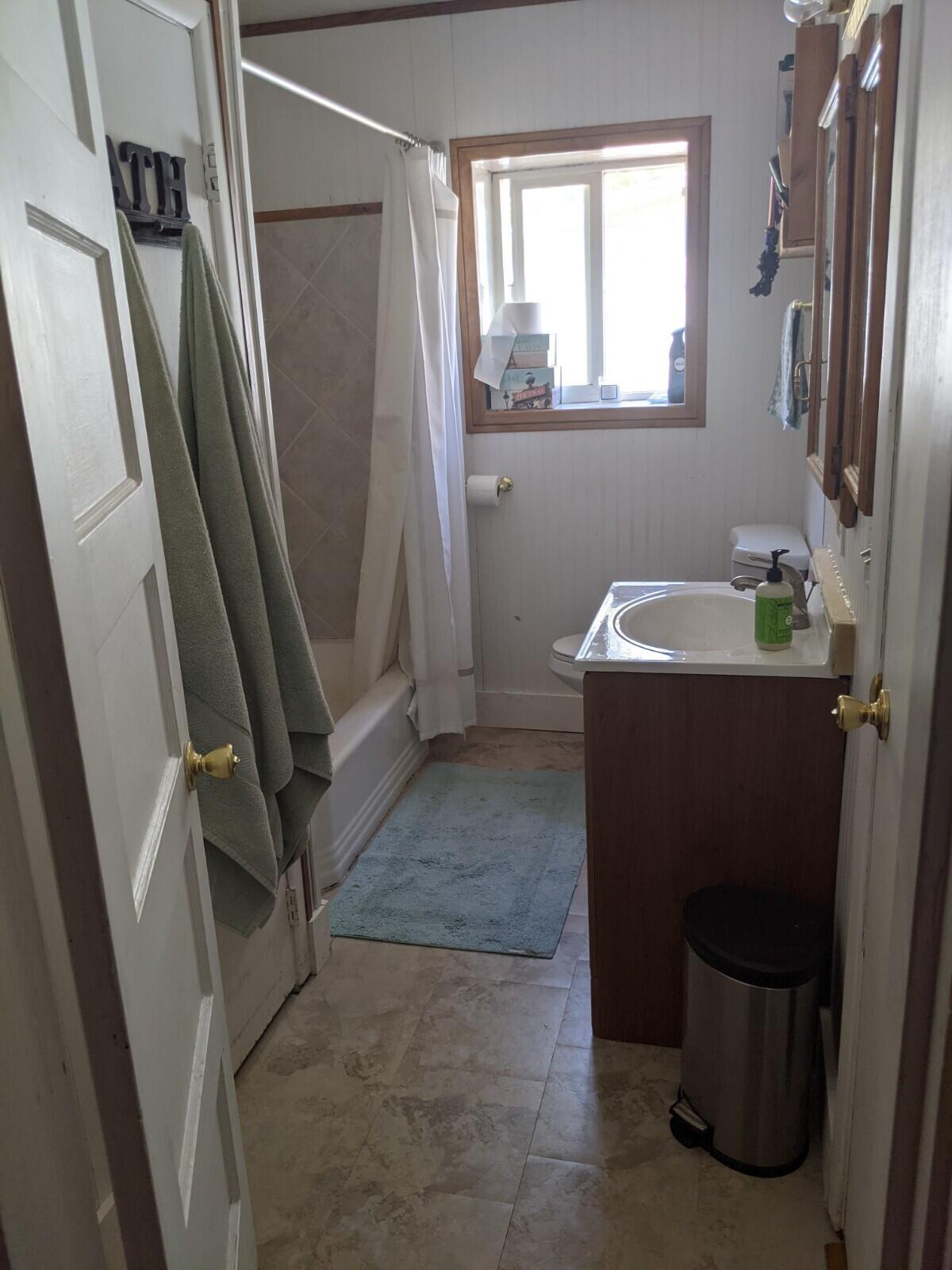 2621 Main Street Malin, OR 97632 - Photo 9 of 13 PXL_20210831_202847454