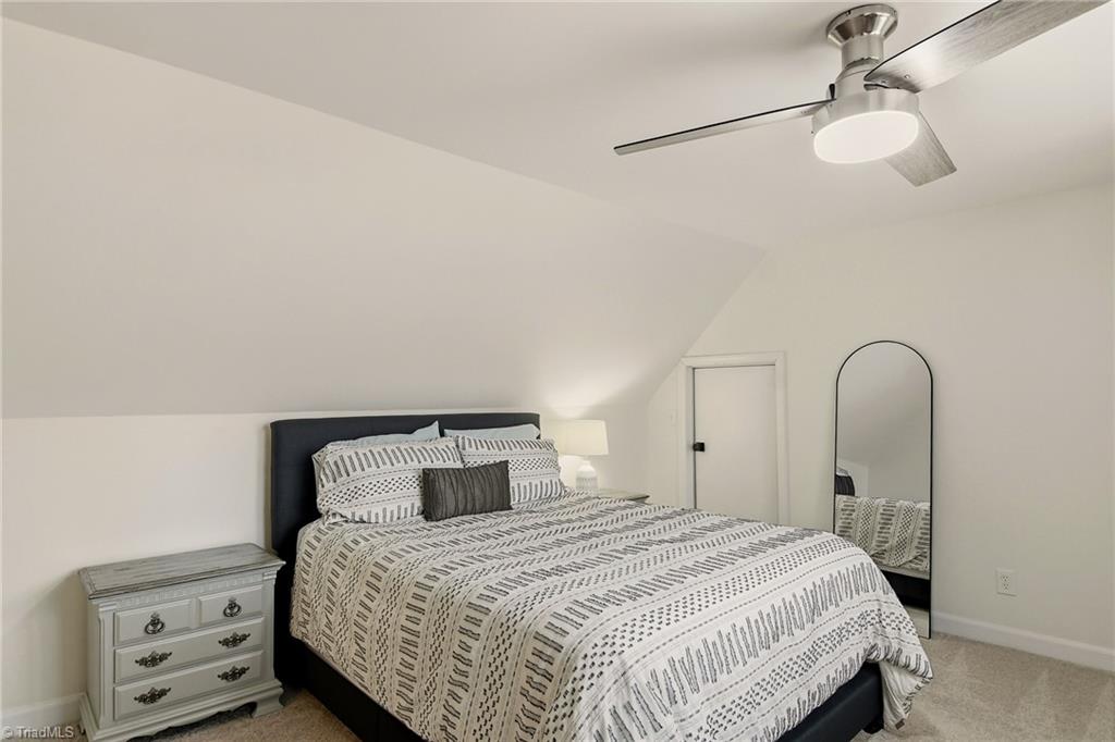 4938 Hackamore Road Greensboro, NC 27410 - Photo 28 of 49