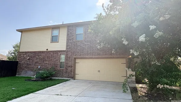 $2,300 | 6002 Venado Trace, San Antonio, TX 78240