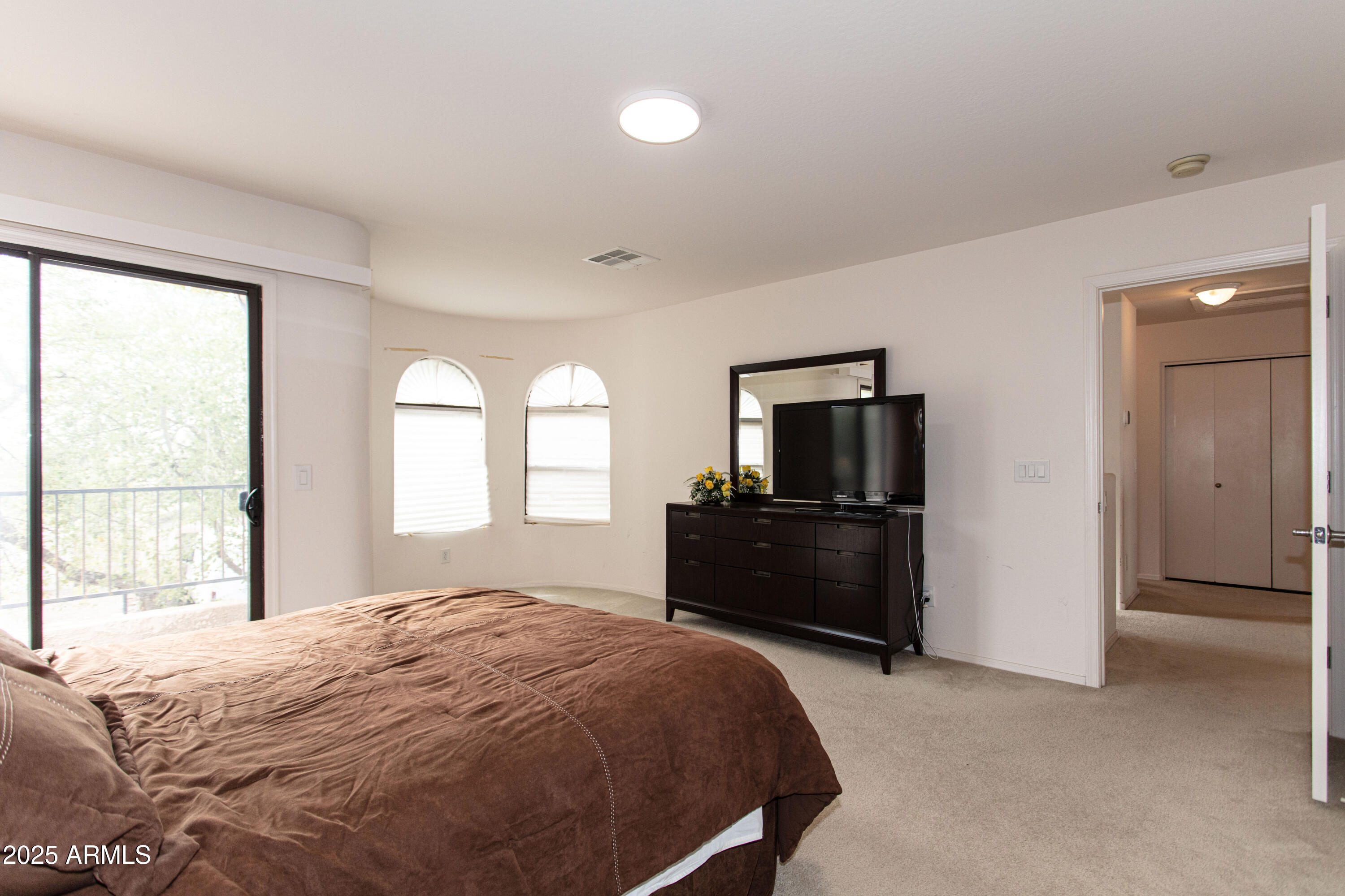 2749 South Powell Road Apache Junction, AZ 85119 - Photo 13 of 32 12 Master Bedroom