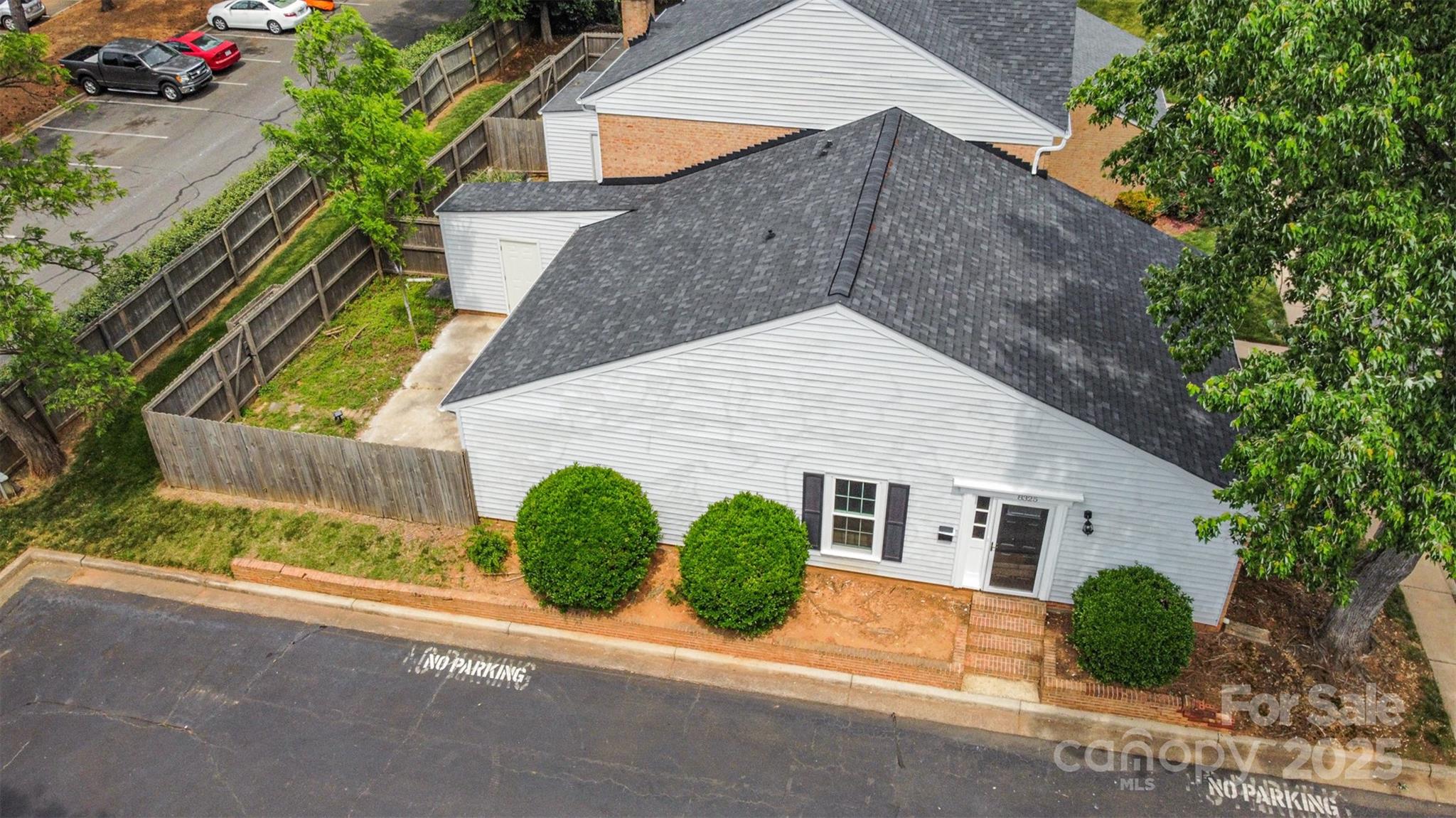 8325 Knights Bridge Road Charlotte, NC 28210 - Photo 19 of 25 Gallery Image 19