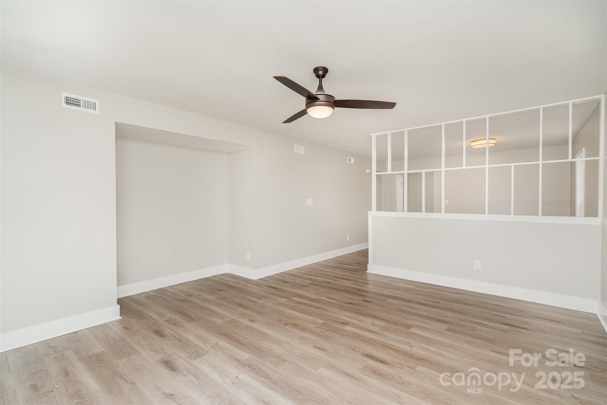 8325 Knights Bridge Road Charlotte, NC 28210 - Photo 5 of 25 Gallery Image 5
