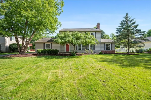 $495,000 | 195 Shawnee Trail, Aurora, OH 44202