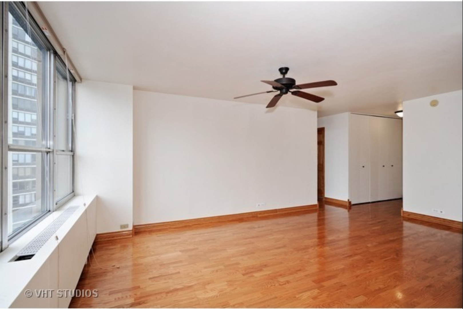 655 West Irving Park Road, Unit 1115 Chicago, IL 60613 - Photo 10 of 17 Gallery Image 10