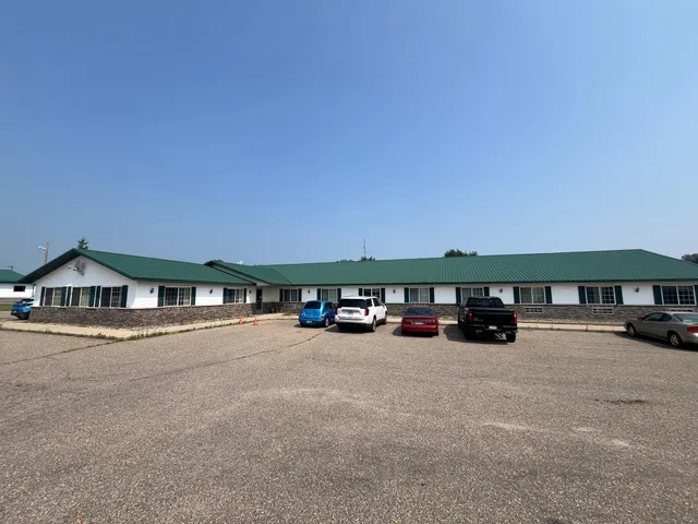 $799,000 | 301 East Nokomis Street, Osakis, MN 56360