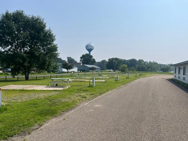 $799,000 | 301 East Nokomis Street, Osakis, MN 56360