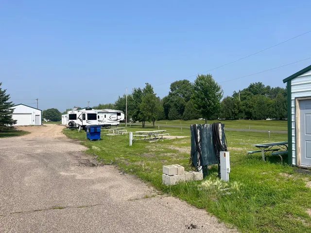 $799,000 | 301 East Nokomis Street, Osakis, MN 56360