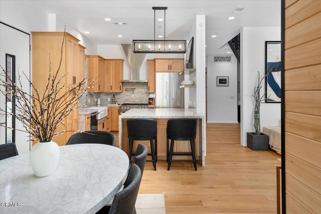 10747 Valleyheart Drive Studio City, CA 91604 - Photo 27 of 72 09-DSC07760