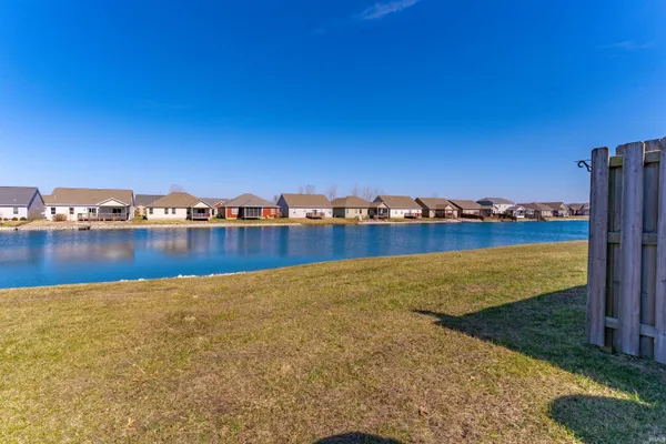 $309,900 | 9904 Arbor Lake Drive, Newburgh, IN 47630