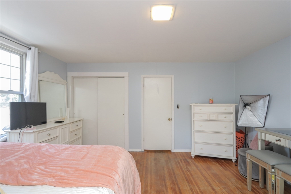 83 Kimberly Avenue Springfield, MA 01108 - Photo 28 of 33