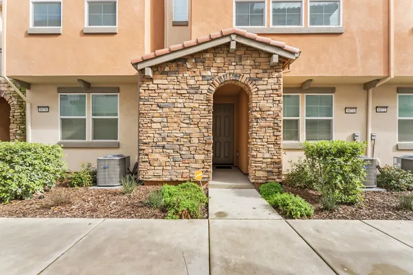 $499,900 | 4474 Corse Walk, Sacramento, CA 95834
