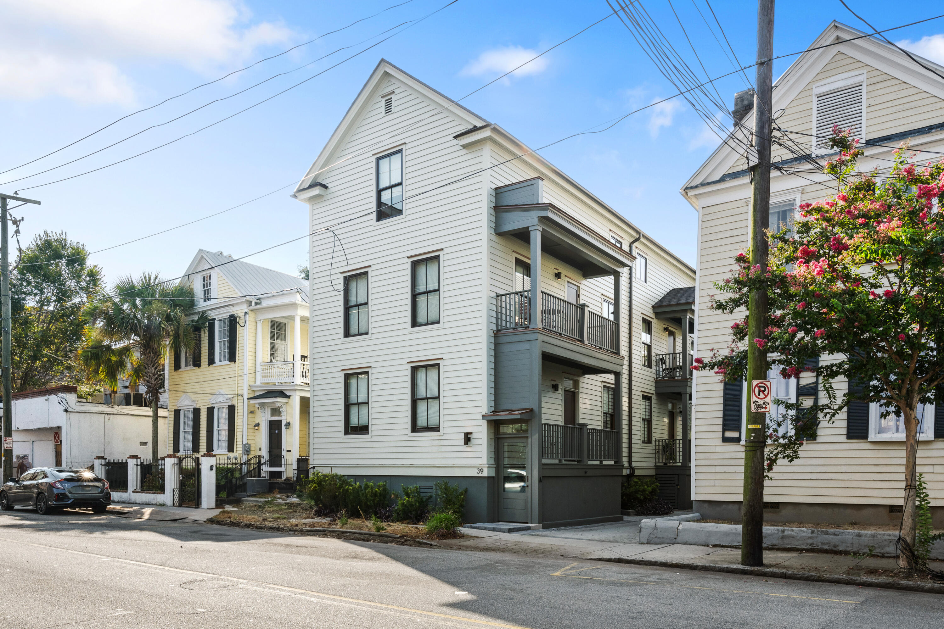 39 Spring Street, Unit B Charleston, SC 29403 - Photo 1 of 32 4-print-004-39SpringSt-UnitB-Exterior-Ch