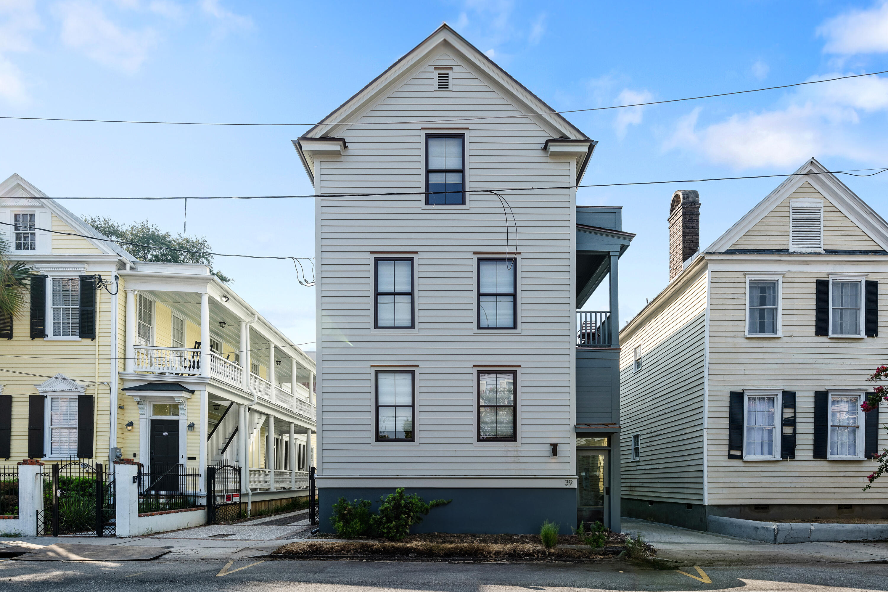 39 Spring Street, Unit B Charleston, SC 29403 - Photo 2 of 32 5-print-005-39SpringSt-UnitB-Exterior-Ch