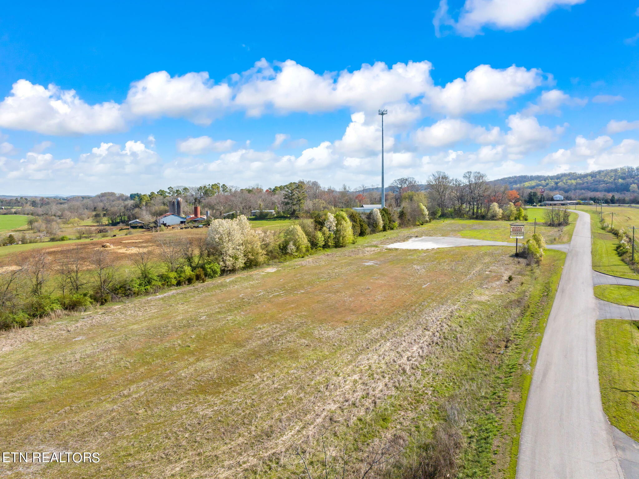 5.4 Murrays Chapel Road Sweetwater, TN 37874 - Photo 5 of 20 32-web-or-mls-Murrays Chapel Road Land-3