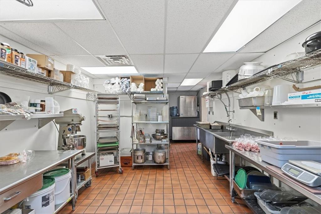 318 New York Avenue Rochester, PA 15074 - Photo 28 of 40