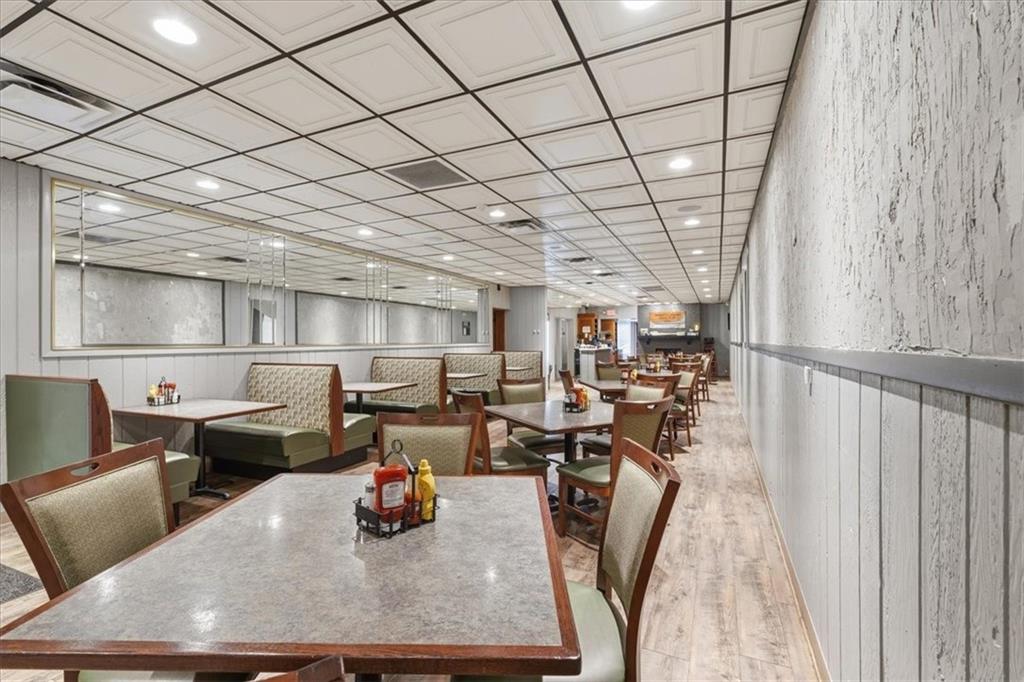 318 New York Avenue Rochester, PA 15074 - Photo 6 of 40