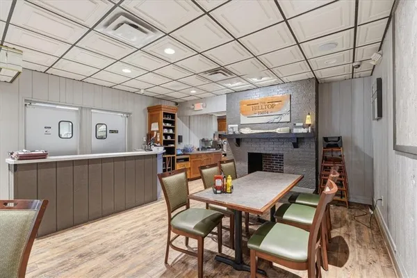 a large kitchen with lots of counter space and cabinets