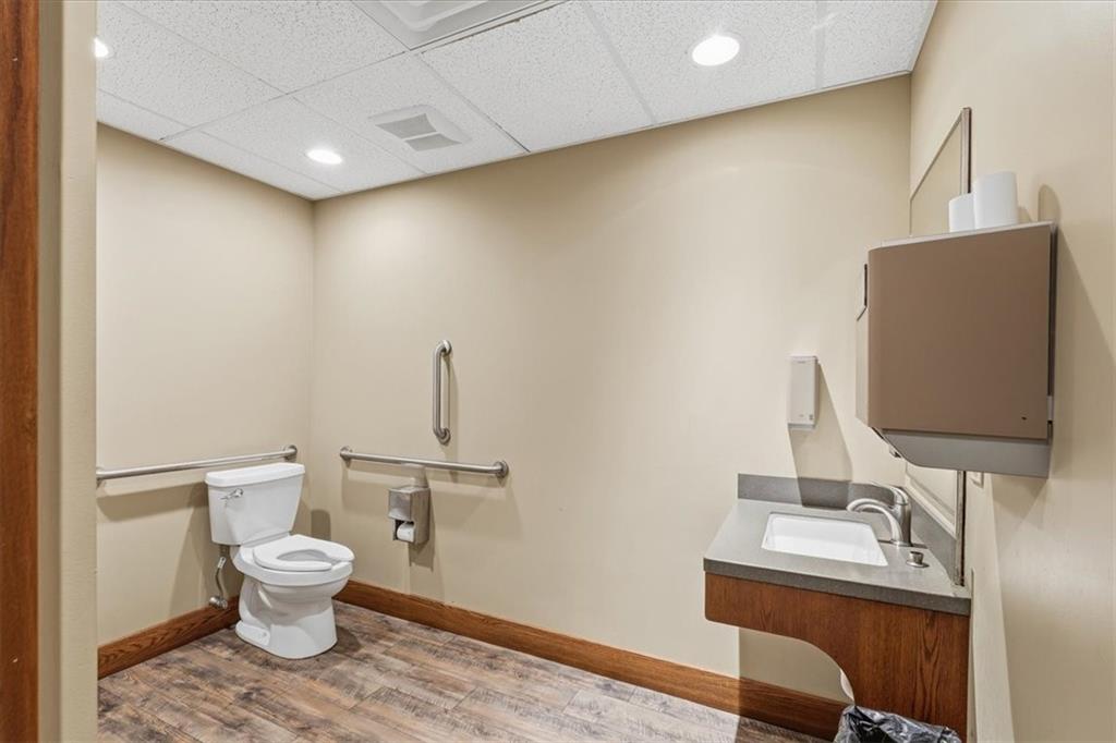 318 New York Avenue Rochester, PA 15074 - Photo 10 of 40