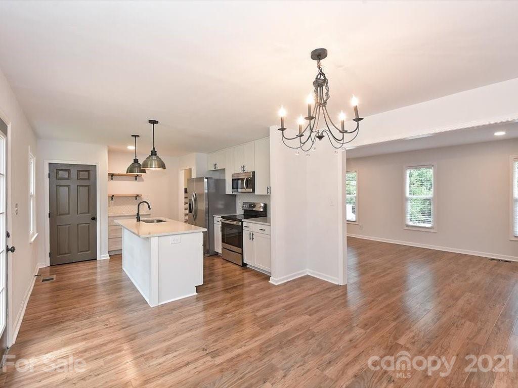 6313 Thermal Road Charlotte, NC 28211 - Photo 14 of 46 Gallery Image 14