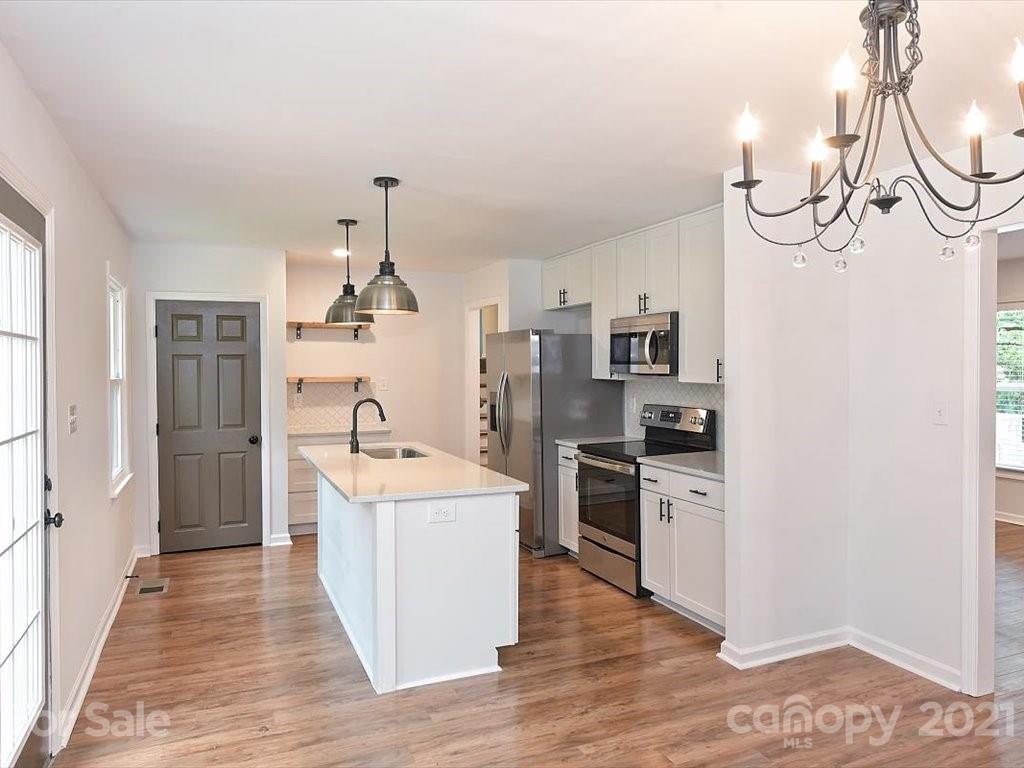 6313 Thermal Road Charlotte, NC 28211 - Photo 15 of 46 Gallery Image 15
