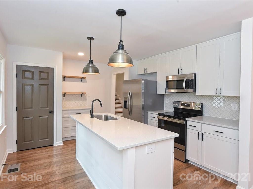 6313 Thermal Road Charlotte, NC 28211 - Photo 16 of 46 Gallery Image 16