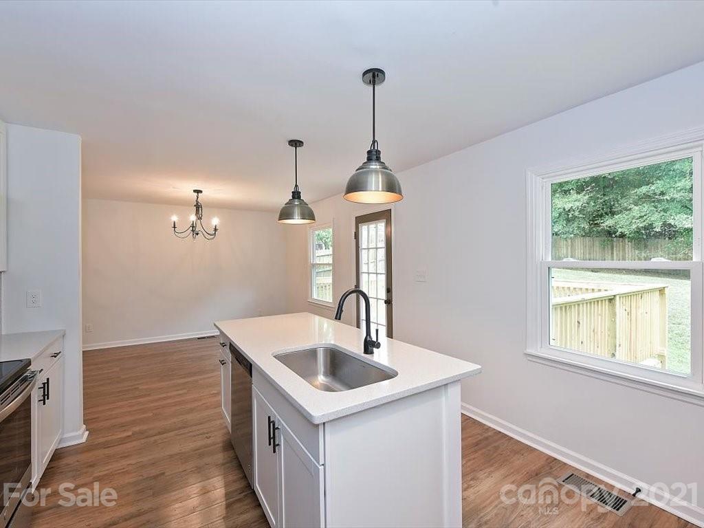 6313 Thermal Road Charlotte, NC 28211 - Photo 21 of 46 Gallery Image 21