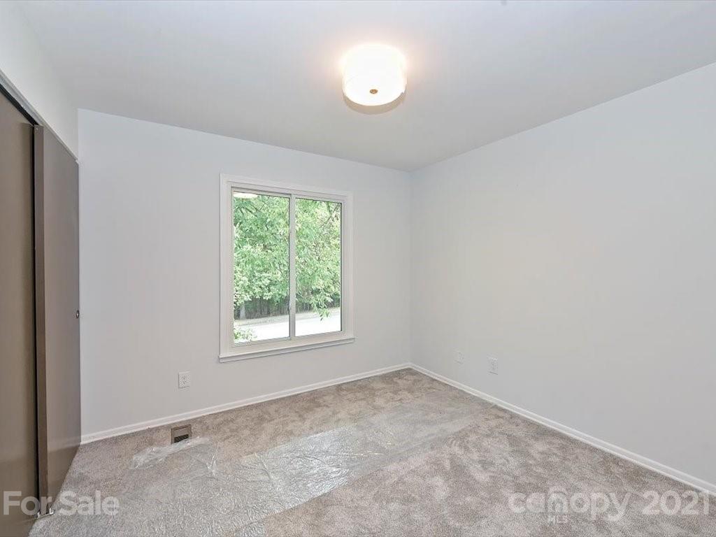 6313 Thermal Road Charlotte, NC 28211 - Photo 27 of 46 Gallery Image 27