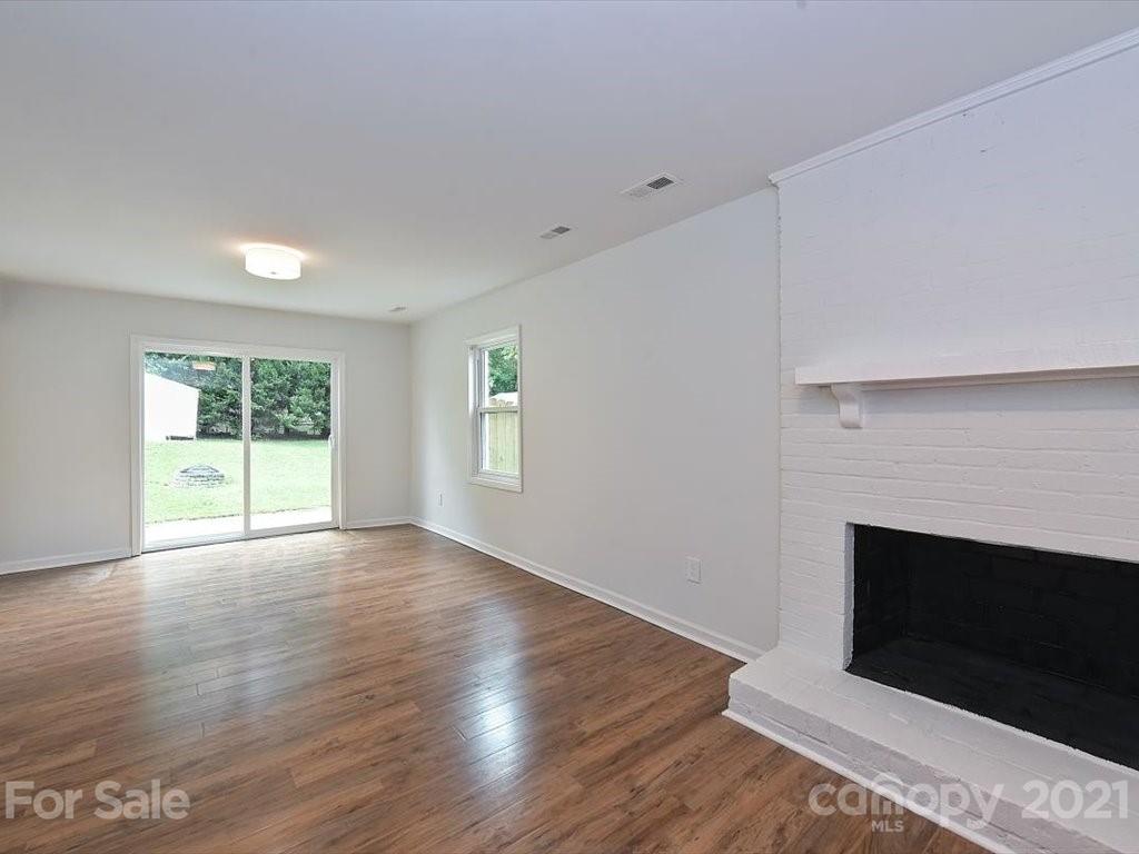 6313 Thermal Road Charlotte, NC 28211 - Photo 33 of 46 Gallery Image 33