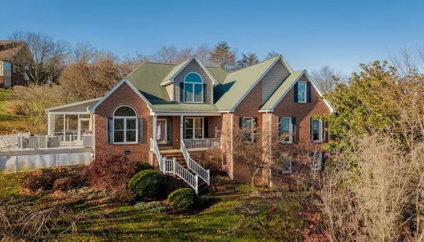 $749,900 | 3945 Traveler Road, Harrisonburg, VA 22801