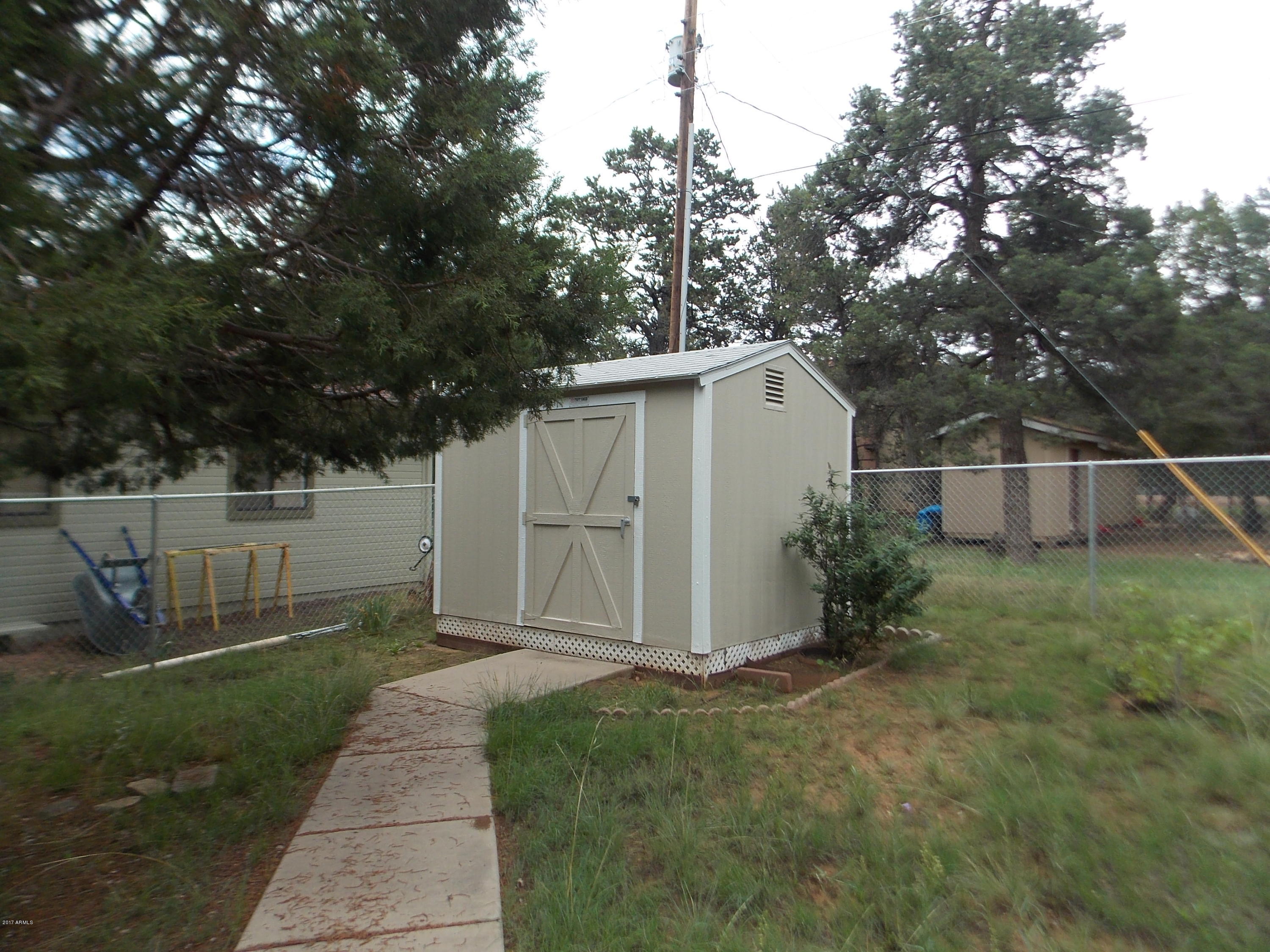 2115 Blue Jay Road Overgaard, AZ 85933 - Photo 25 of 28 DSCN8172