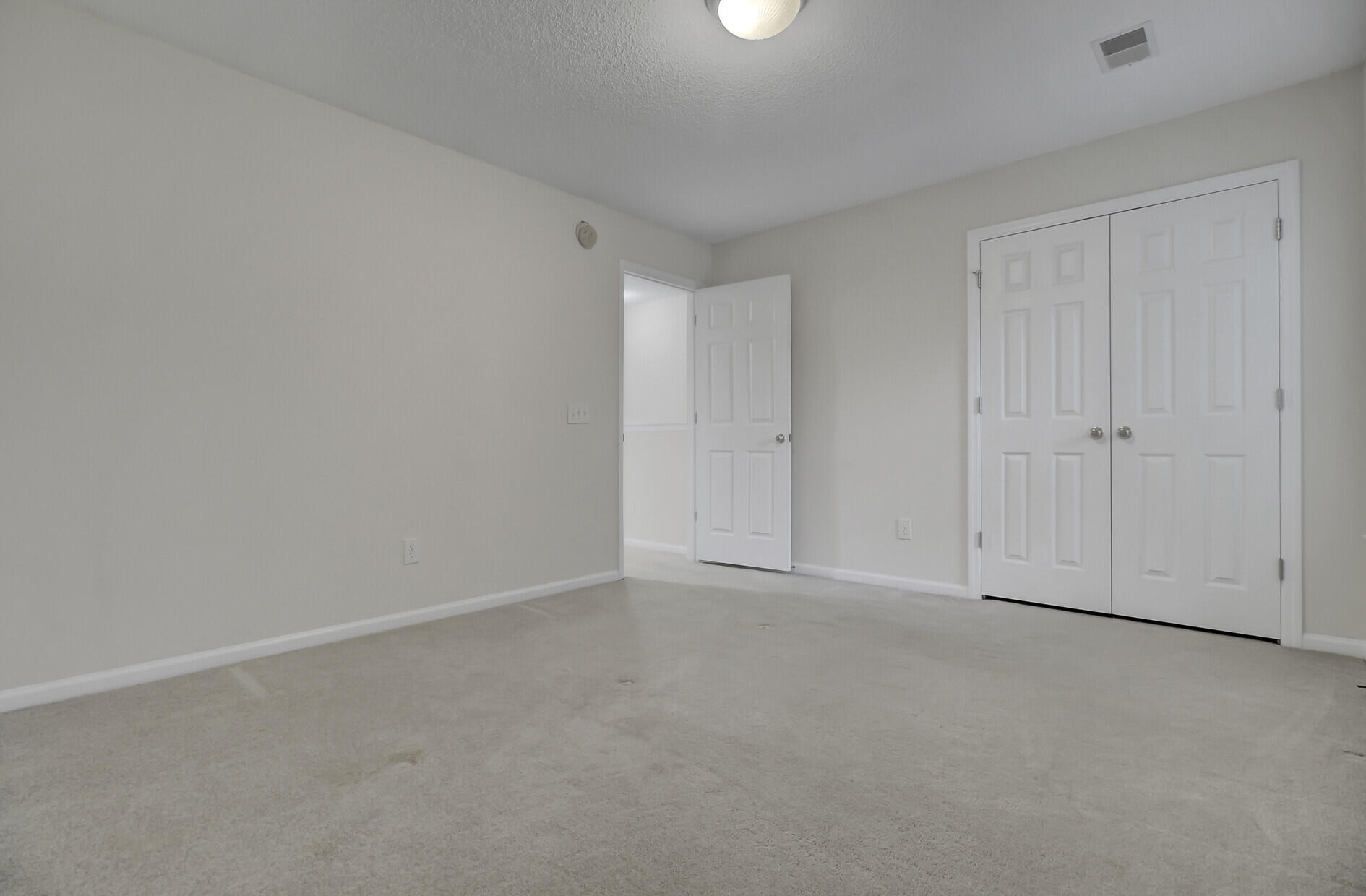 139 Hammerbeck Road Summerville, SC 29483 - Photo 35 of 43 Add'l Bedroom 2