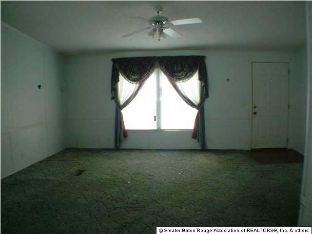 159 Plains-Port Hudson Road Zachary, LA 70791 - Photo 4 of 6