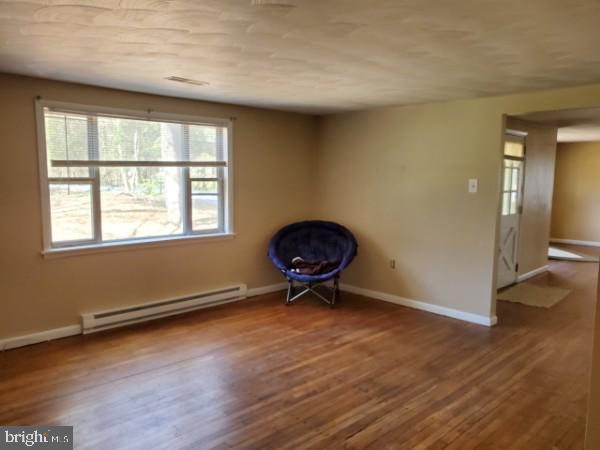 149 Beach Road Louisa, VA 23093 - Photo 13 of 25 Living Room