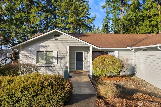 $829,000 | 15985 Lindsey Lane Northeast, Poulsbo, WA 98370