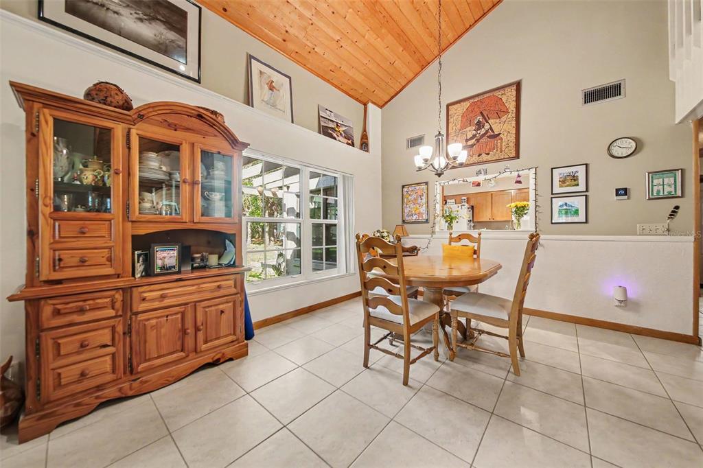 284 Clearview Road Oviedo, FL 32766 - Photo 9 of 35