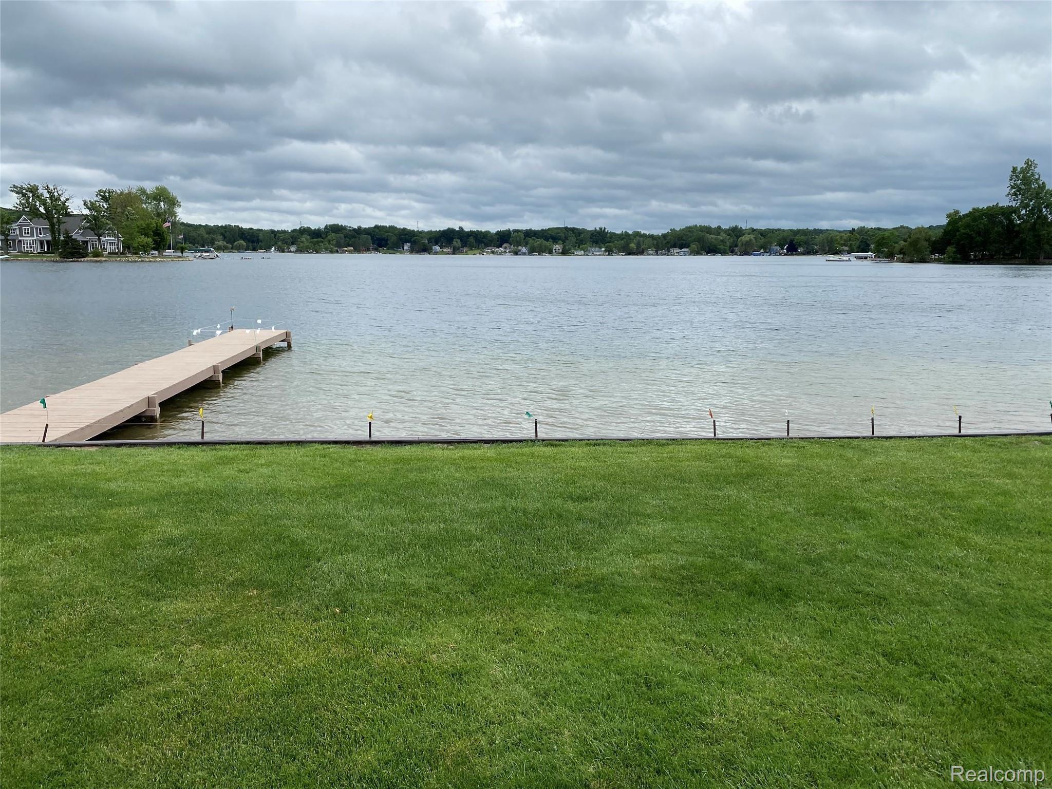 10516 Runyan Lake Road Fenton, MI 48430 - Photo 4 of 30 Home Has Large Lakefront Lot!