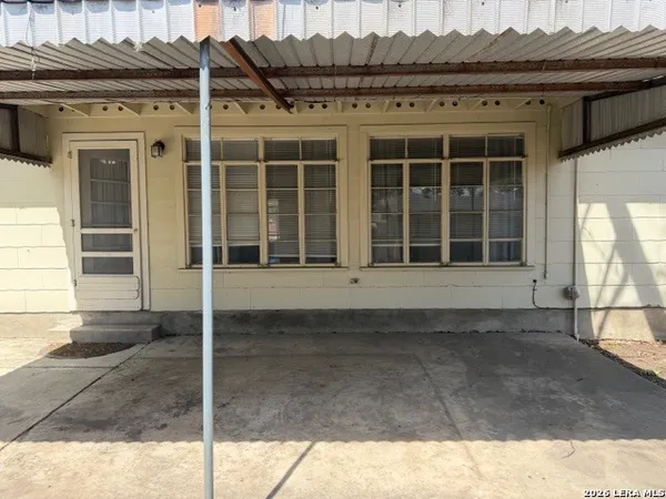 $1,565 | 114 Erskine Place, San Antonio, TX 78201